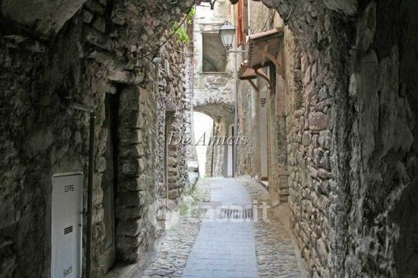 Appartamento in residenziale in Via Carriera Piana