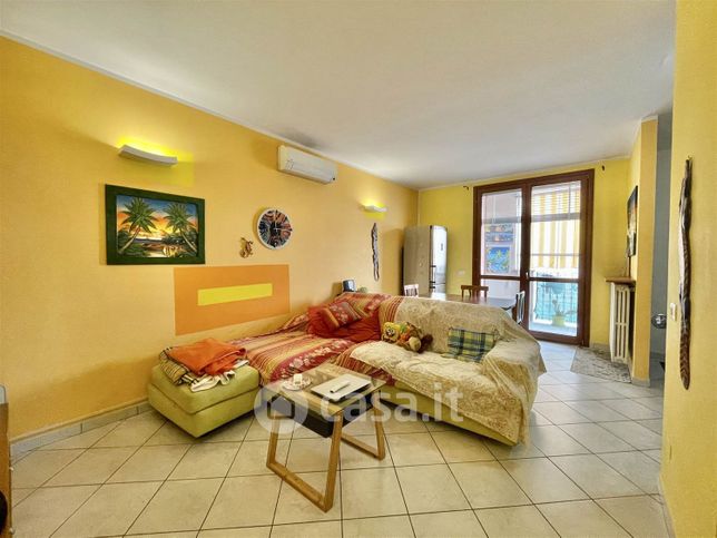 Appartamento in residenziale in Via Giuseppe Verdi 9
