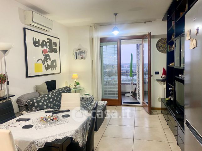 Appartamento in residenziale in Viale Leonida Tonelli 62