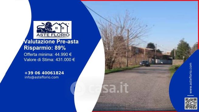 Terreno agricolo in commerciale in Via Cristoforo Colombo