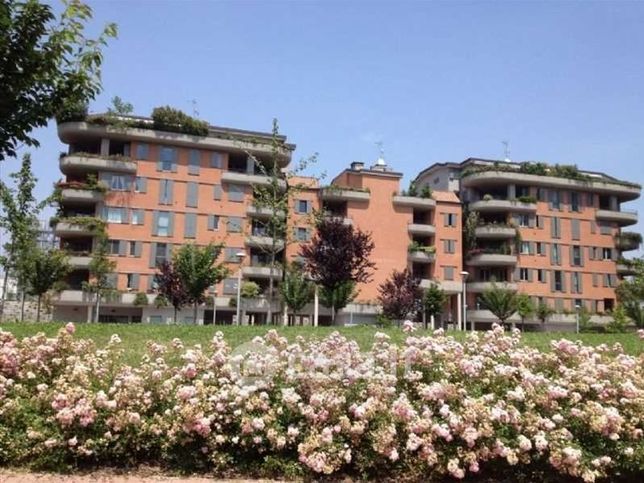 Appartamento in residenziale in Via Olgettina 65