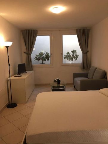 Appartamento in residenziale in Via Philippe Vial