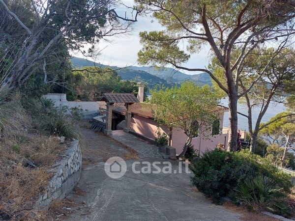 Villetta a schiera in residenziale in Via Calabaroccia Porticciolo 23