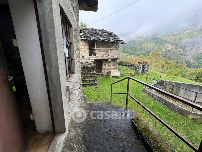 Casa indipendente in residenziale in Strada Senza Nome