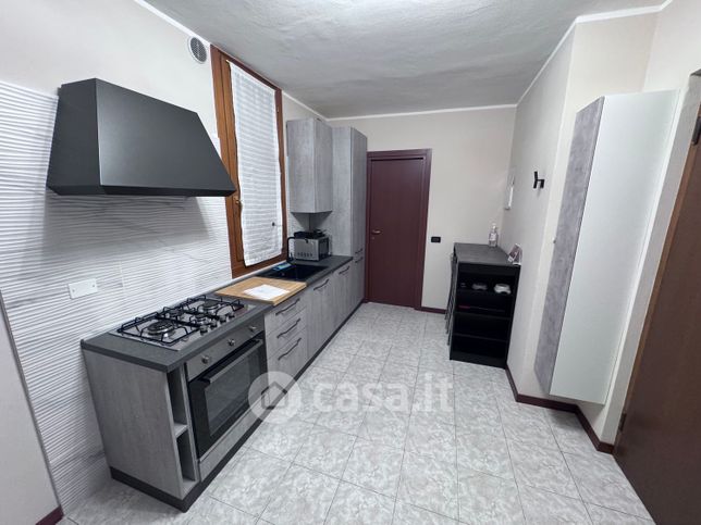 Appartamento in residenziale in Via Isonzo