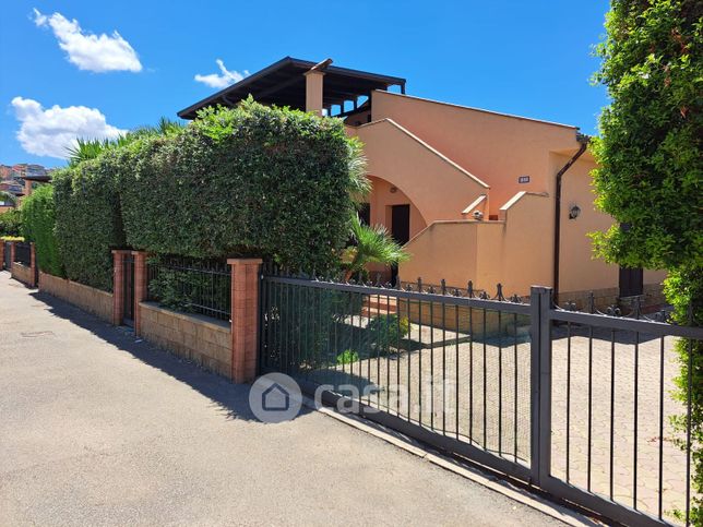 Villetta a schiera in residenziale in Lungomare del Mediterraneo