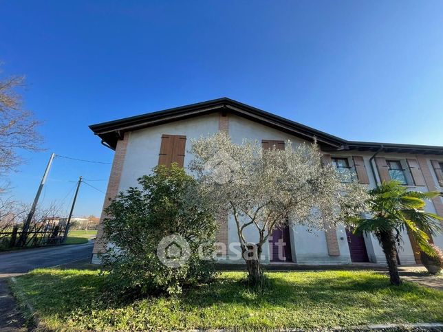 Appartamento in residenziale in Via Dante Freddi 73