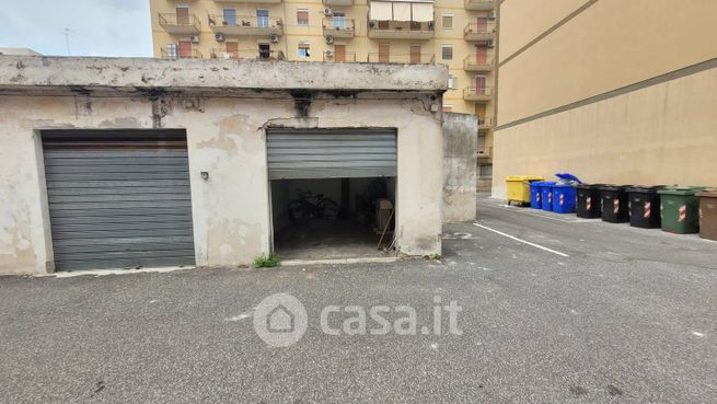 Box/posto auto in residenziale in Via Filisto 157