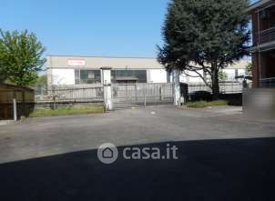 Capannone in commerciale in Via Calatafimi
