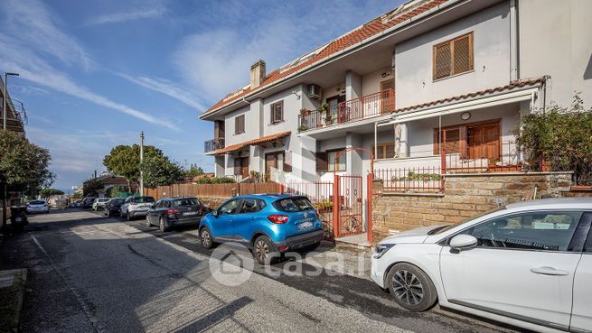 Villetta a schiera in residenziale in Oriolo