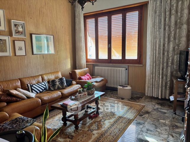Villa in residenziale in Via San Lucia