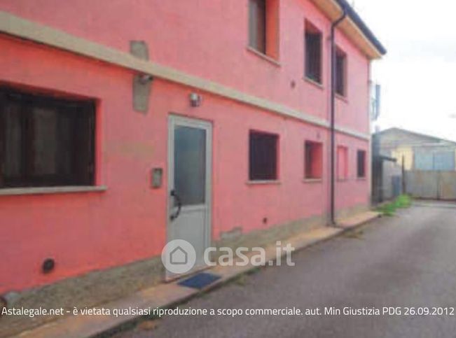 Casa indipendente in residenziale in Via Messedaglia 275