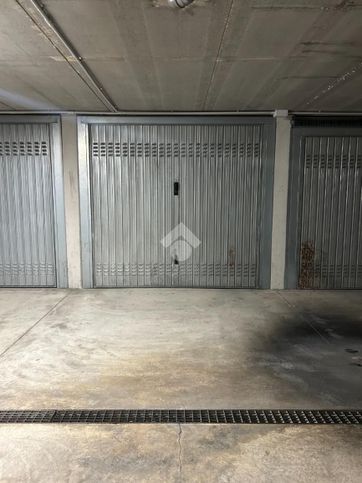 Garage/posto auto in residenziale in Via Gaetano Donizetti 2