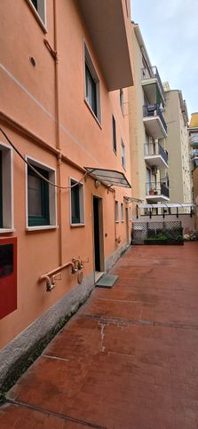 Appartamento in residenziale in Via Punta Licosa angolo via Sapri