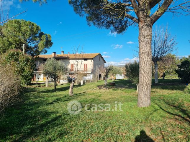 Rustico/casale in residenziale in Strada Mugnano Monte Petriolo