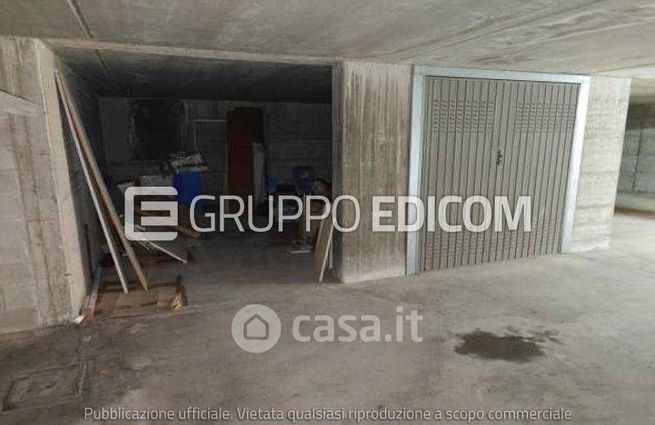 Box/posto auto in residenziale in Corso Leonardo da Vinci