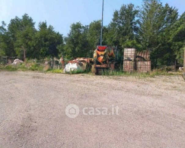 Terreno agricolo in commerciale in Via Vecchia di Napoli 219