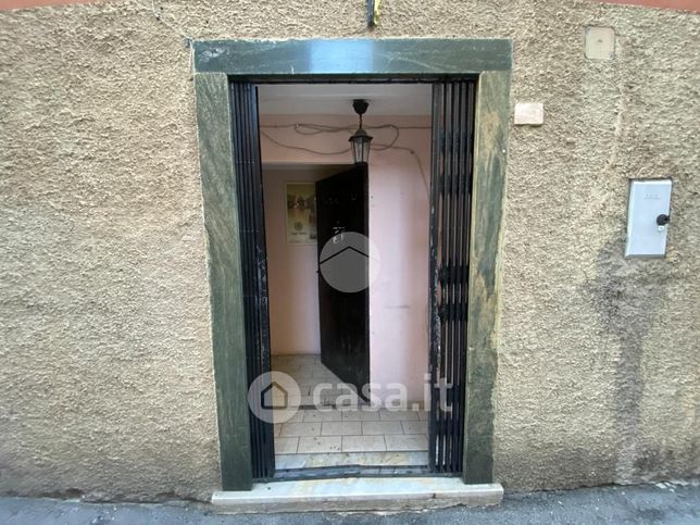 Capannone in commerciale in Via Gaetano Donizetti