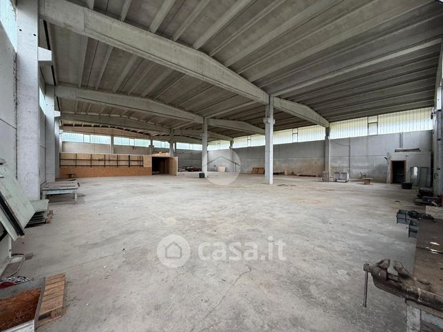 Capannone in commerciale in Strada Provinciale Francesca 1