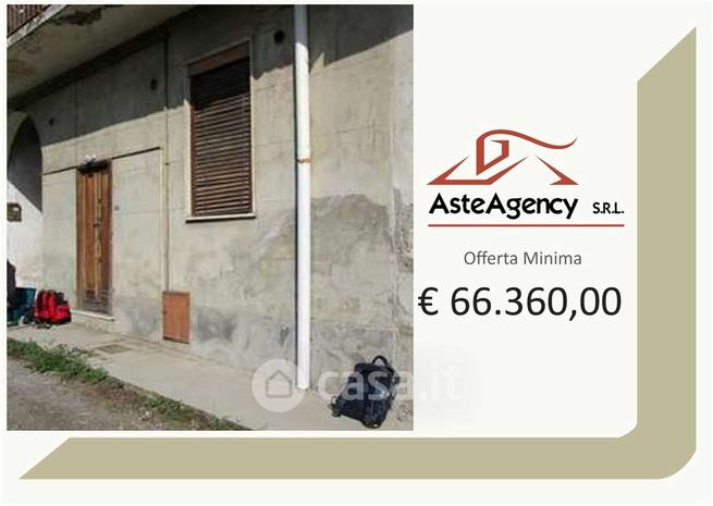 Casa indipendente in residenziale in Via G. Marconi 25
