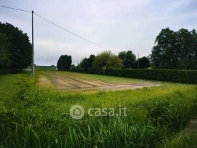 Terreno agricolo in commerciale in Via Crosara 24