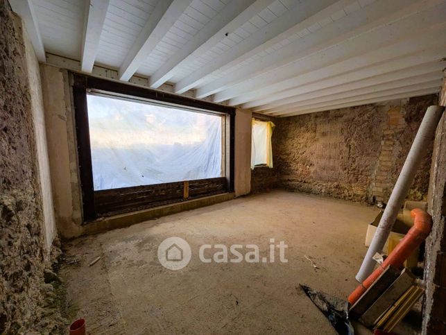 Appartamento in residenziale in Via Lavello 16