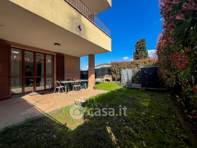 Appartamento in residenziale in Via per Alzate 41