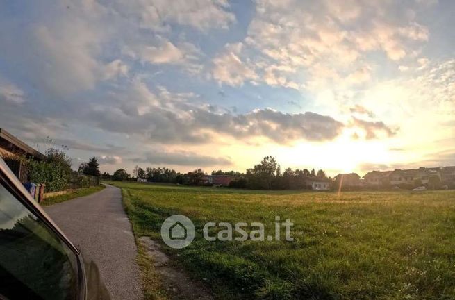 Terreno agricolo in commerciale in Via Cesare Barzaghi