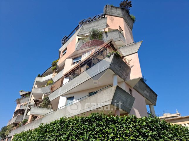 Appartamento in residenziale in Via Genova 20
