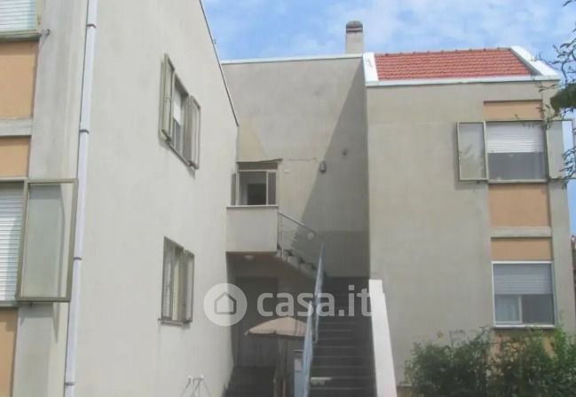 Appartamento in residenziale in Via dei Combattenti 9