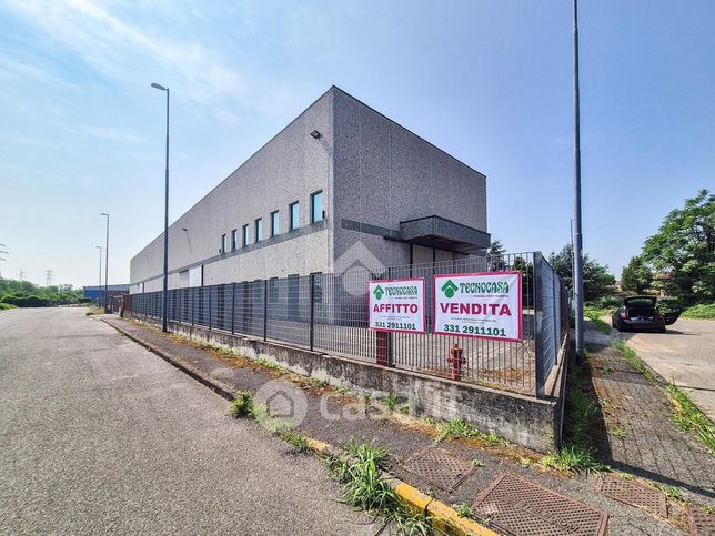 Capannone in commerciale in Via Giovanni Codagnello 53