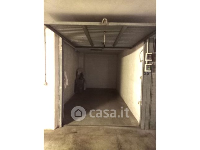 Garage/posto auto in residenziale in Viale Filippo Tommaso Marinetti