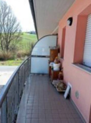 Appartamento in residenziale in Via Urbinate 243