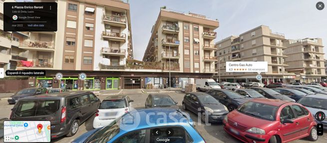 Garage/posto auto in residenziale in Piazza Enrico Baroni 23