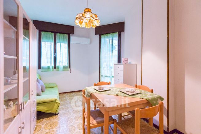Appartamento in residenziale in Via Dante Alighieri 18