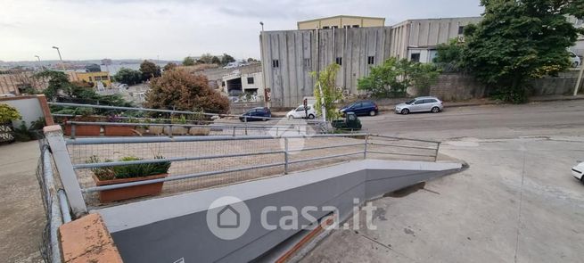 Capannone in commerciale in Strada 6