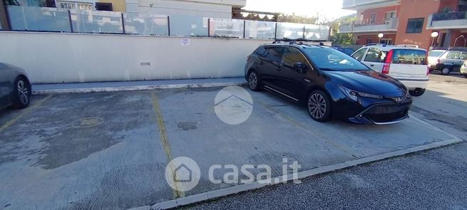 Box/posto auto in residenziale in Via Niccolò Copernico 8