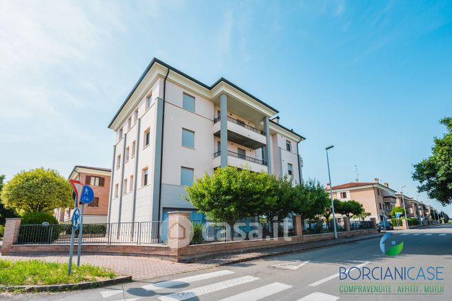 Appartamento in residenziale in Via del Barolo 7