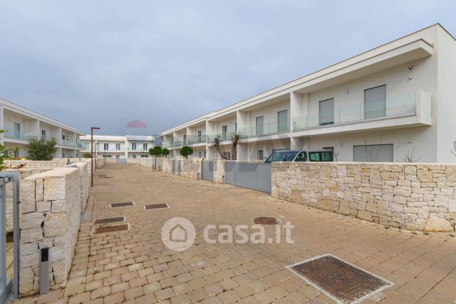 Villa in residenziale in Strada Torre Tresca 54