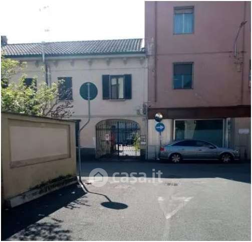 Appartamento in residenziale in Via E. Sacchetti 24