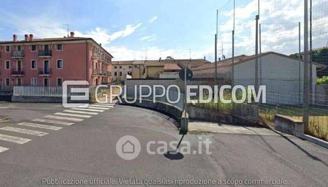 Box/posto auto in residenziale in Piazza Alcide De Gasperi