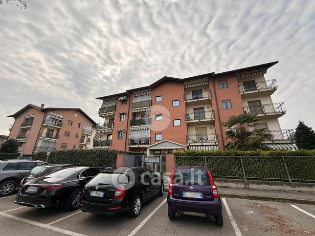 Appartamento in residenziale in Viale Barbaroux 86