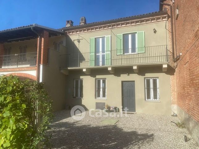 Rustico/casale in residenziale in Via Roma