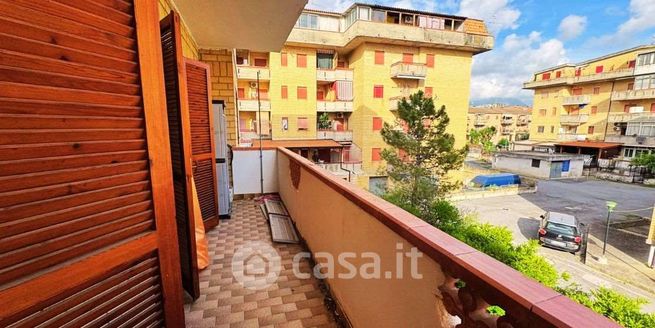 Appartamento in residenziale in Via Lauro