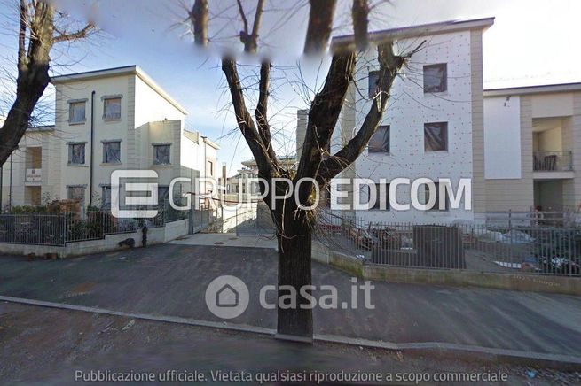 Box/posto auto in residenziale in Corso Leonardo da Vinci