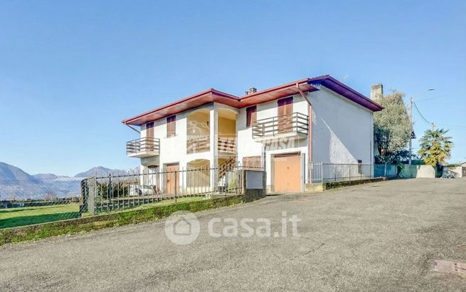 Casa indipendente in residenziale in Via Moncucco 25