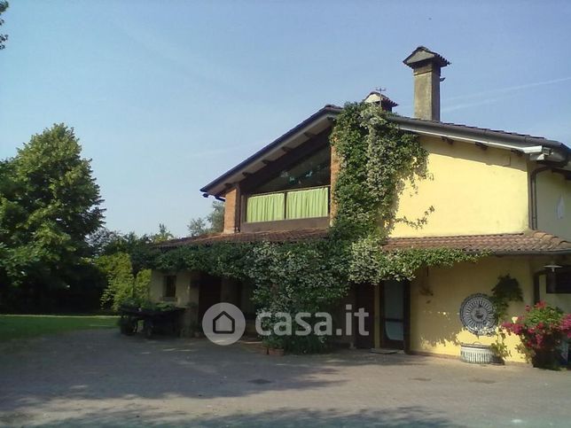 Casa indipendente in residenziale in Via Salboro