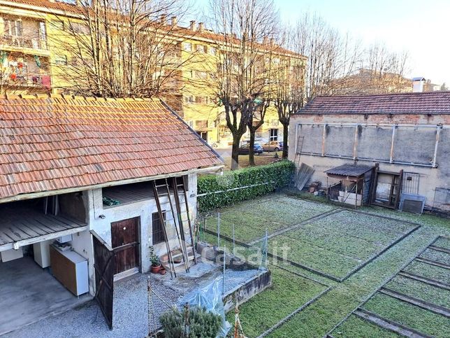 Appartamento in residenziale in Via Edmondo de Amicis 12