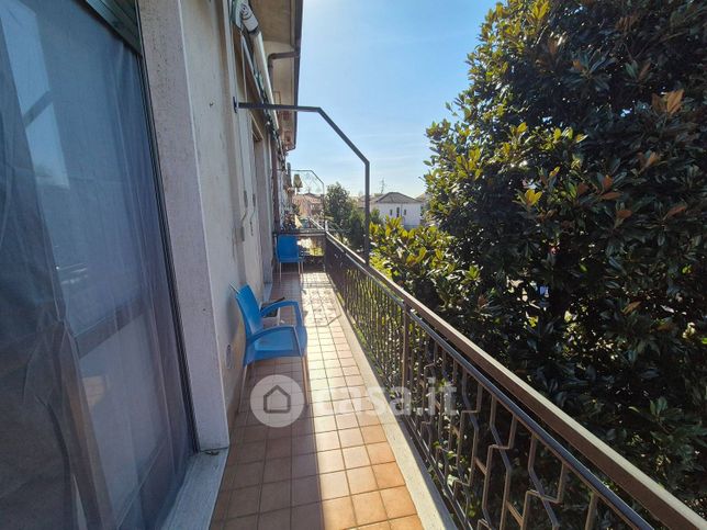 Appartamento in residenziale in Via Custoza