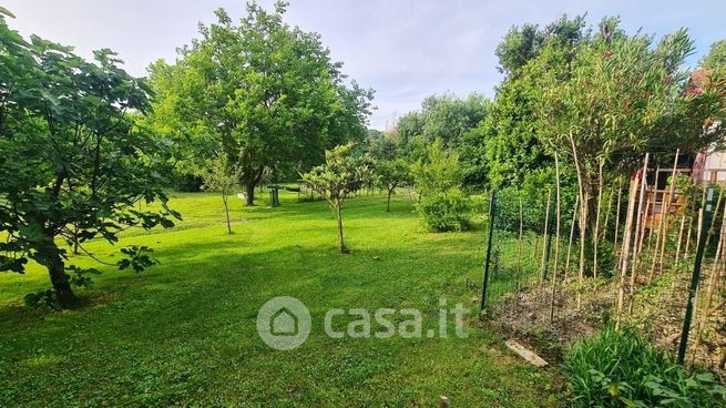 Terreno agricolo in commerciale in Via delle Sorgenti